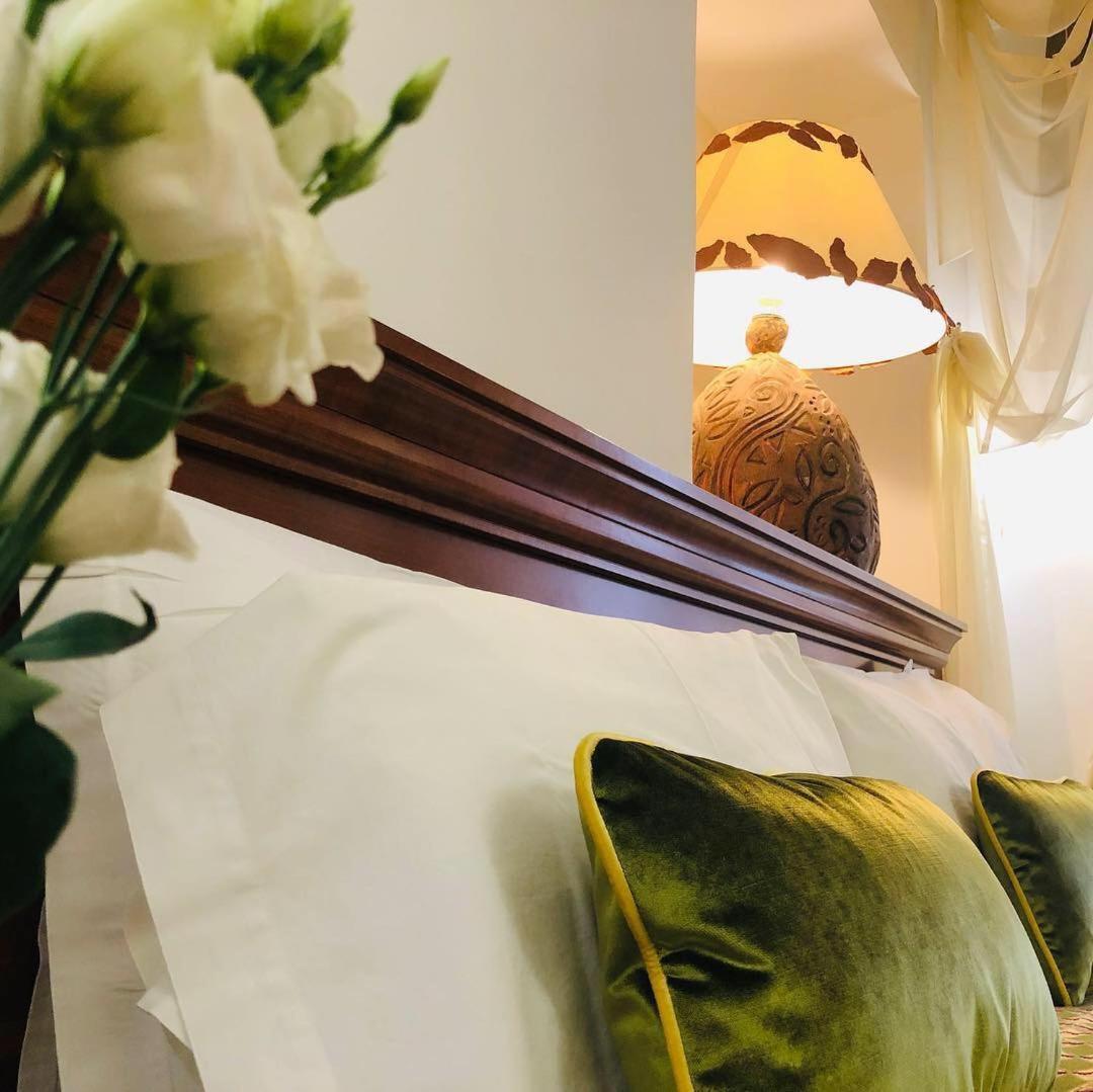 ואראצה Hotel Astigiana & Appartamenti מראה חיצוני תמונה