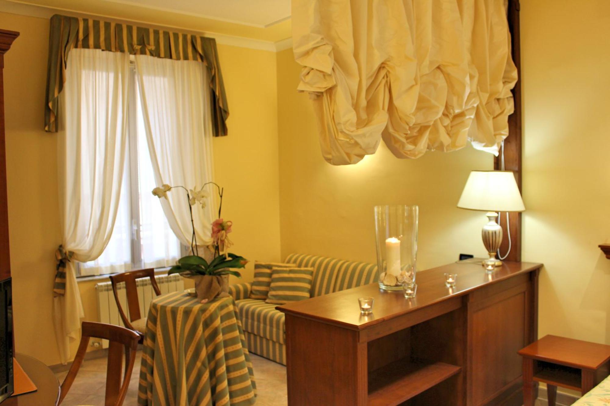 ואראצה Hotel Astigiana & Appartamenti חדר תמונה