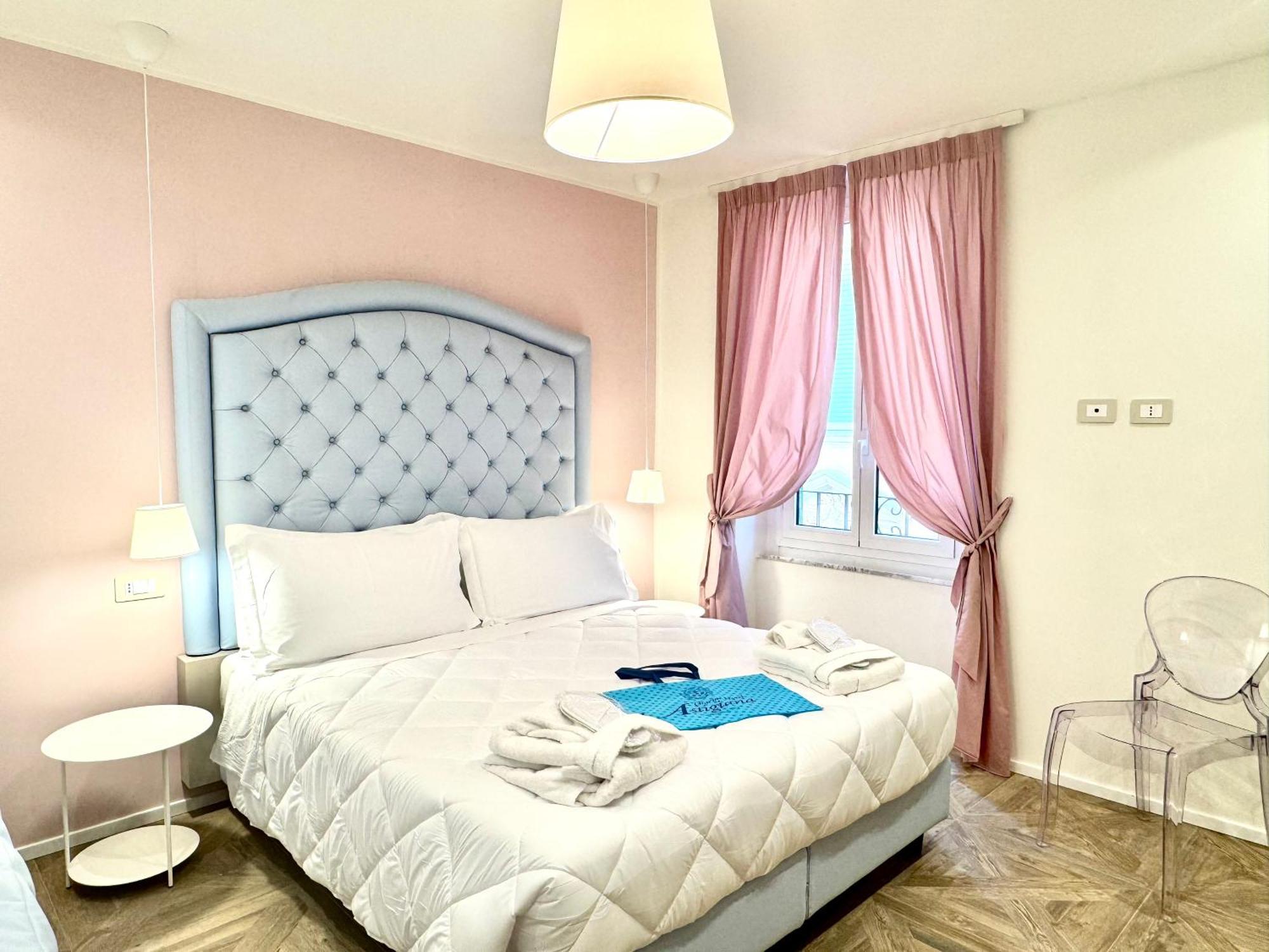 ואראצה Hotel Astigiana & Appartamenti מראה חיצוני תמונה