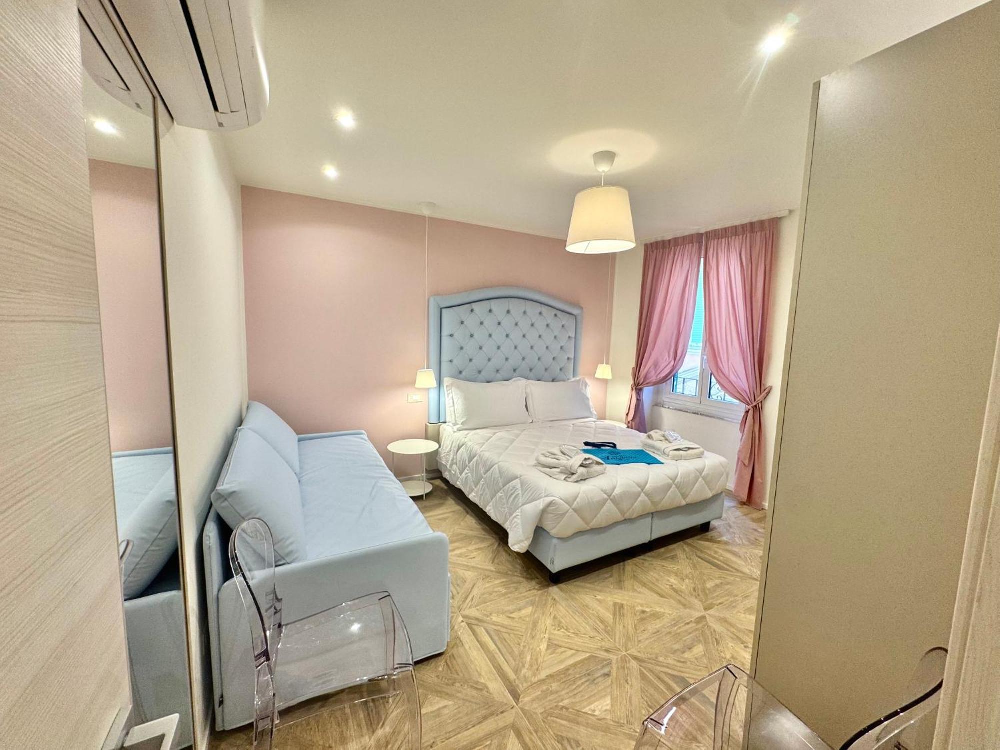 ואראצה Hotel Astigiana & Appartamenti מראה חיצוני תמונה