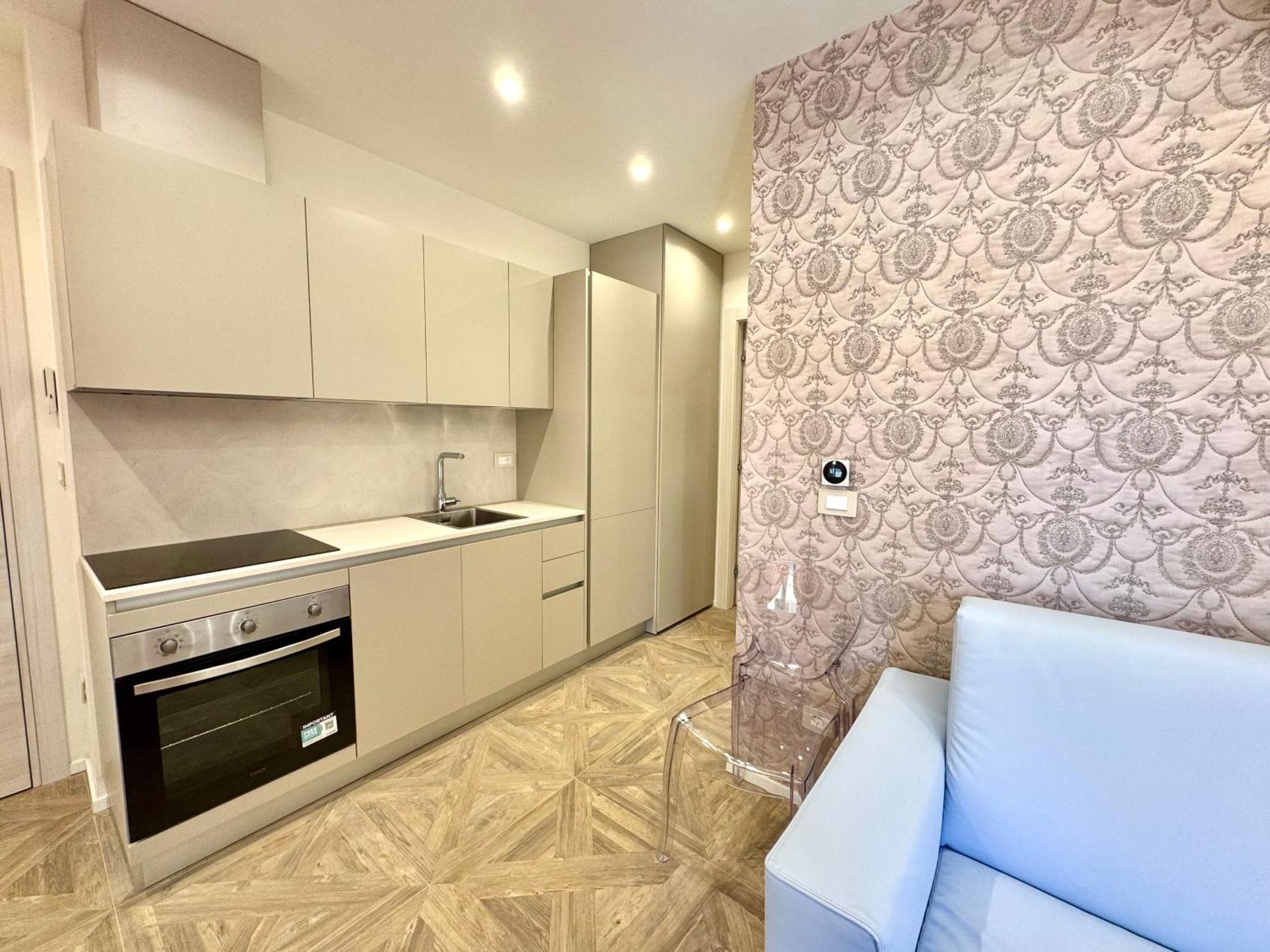 ואראצה Hotel Astigiana & Appartamenti מראה חיצוני תמונה