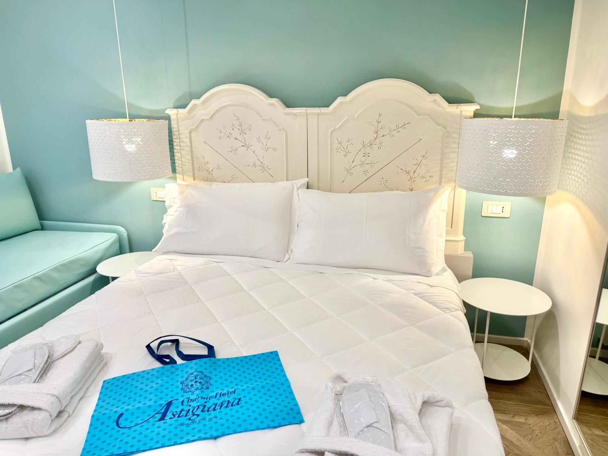 ואראצה Hotel Astigiana & Appartamenti מראה חיצוני תמונה