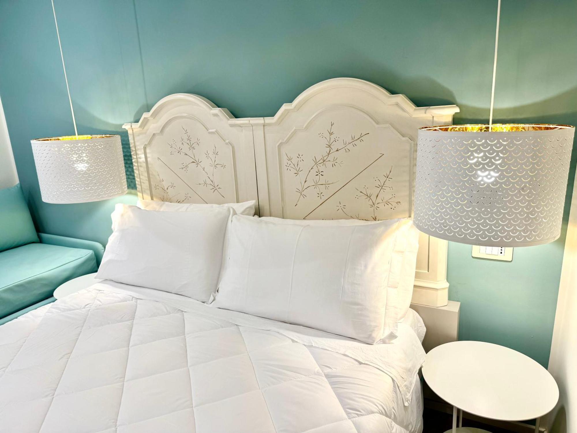 ואראצה Hotel Astigiana & Appartamenti מראה חיצוני תמונה
