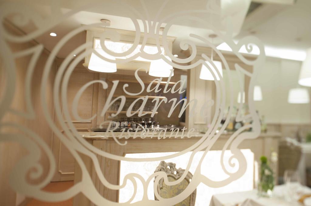 ואראצה Hotel Astigiana & Appartamenti מראה חיצוני תמונה